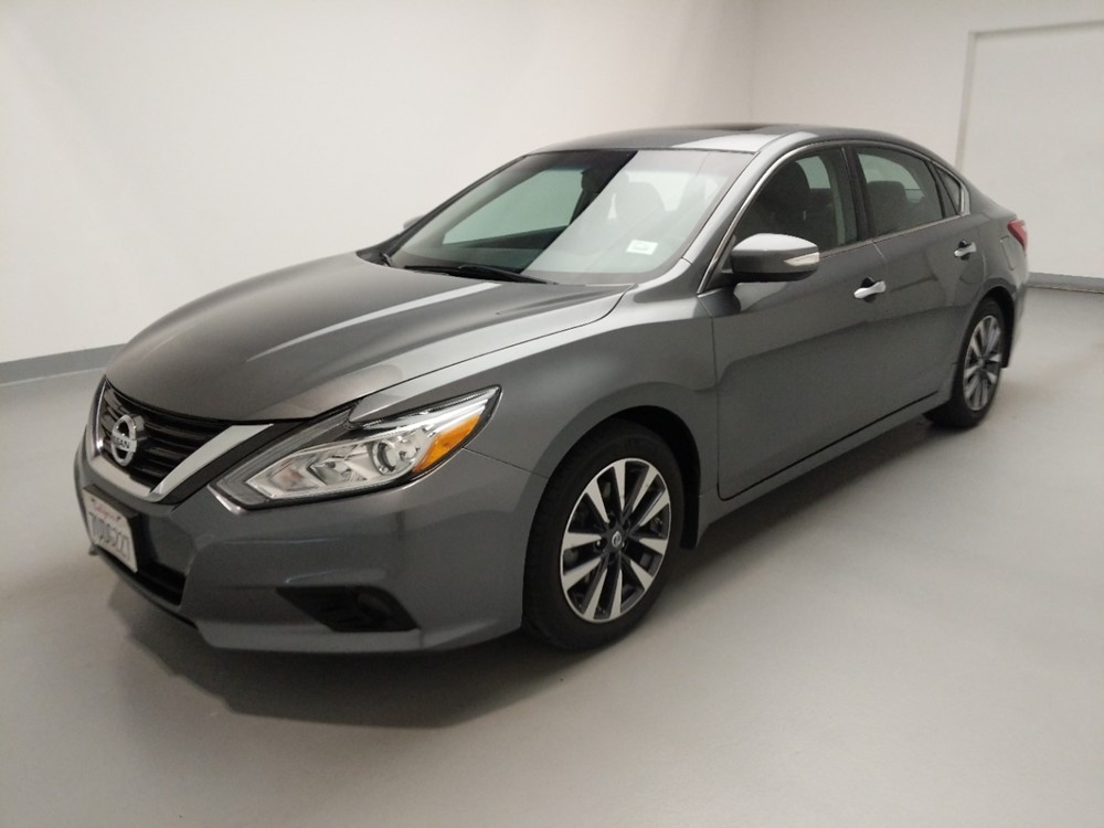 Used 2016 Nissan Altima Driver Front Bumper