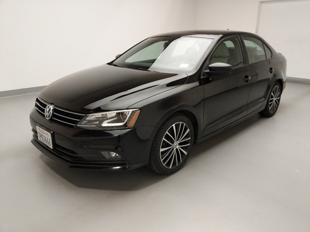 Used 2016 Volkswagen Jetta Driver Front Bumper