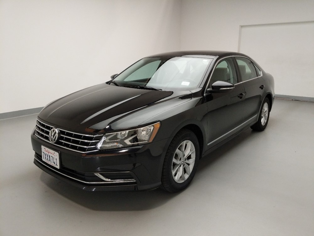 Used 2017 Volkswagen Passat Driver Front Bumper