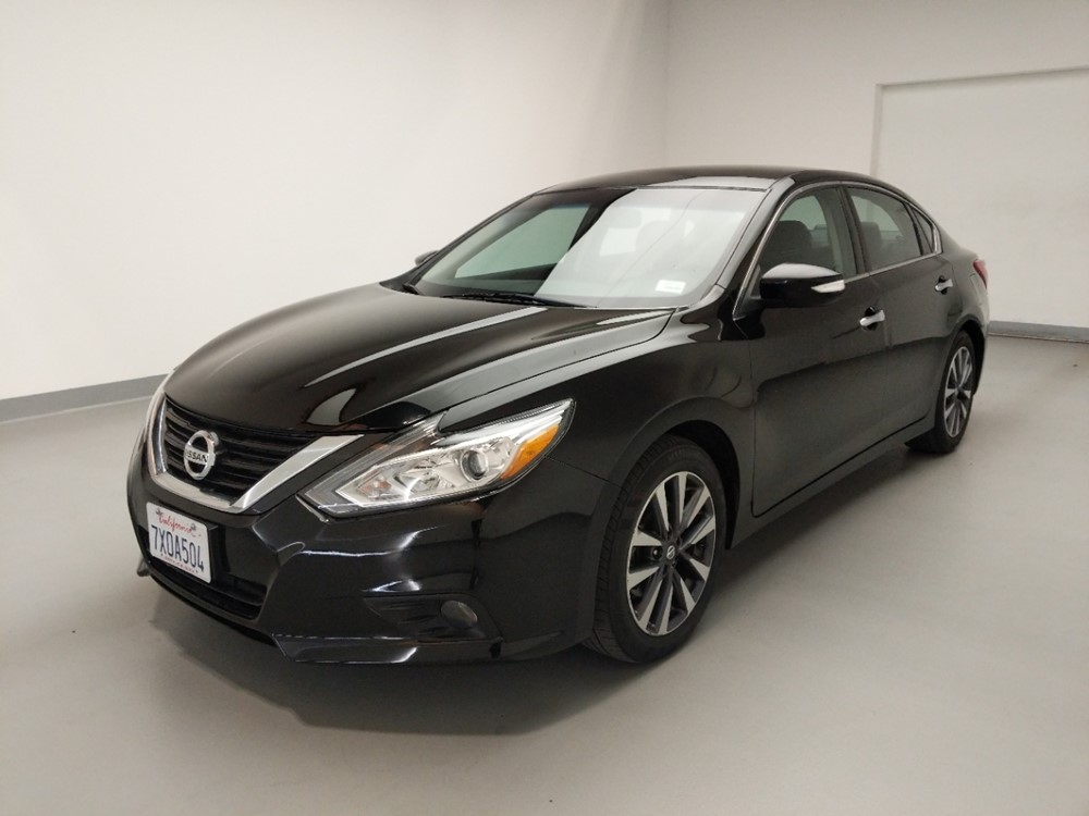 Used 2017 Nissan Altima Driver Front Bumper