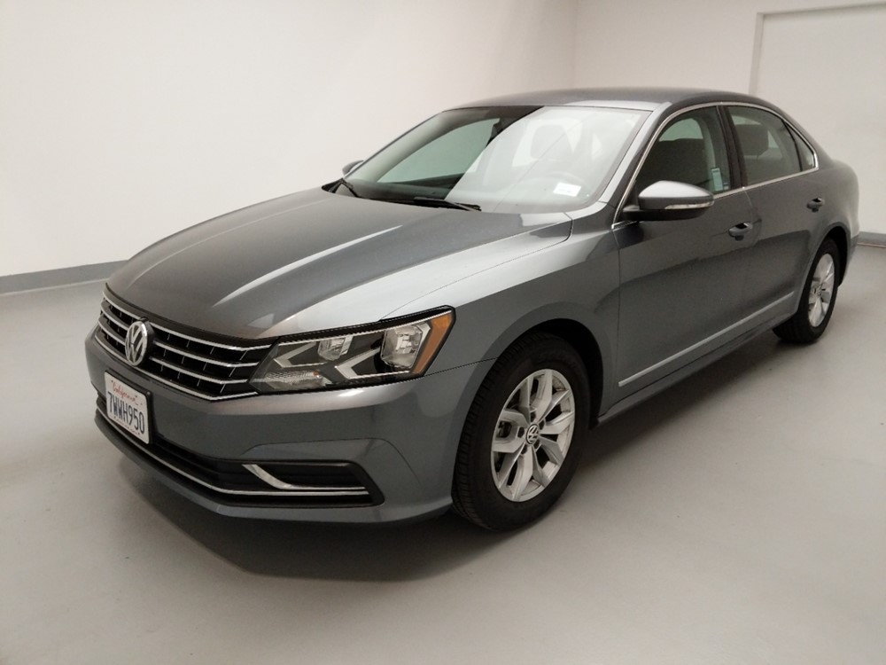 Used 2017 Volkswagen Passat Driver Front Bumper