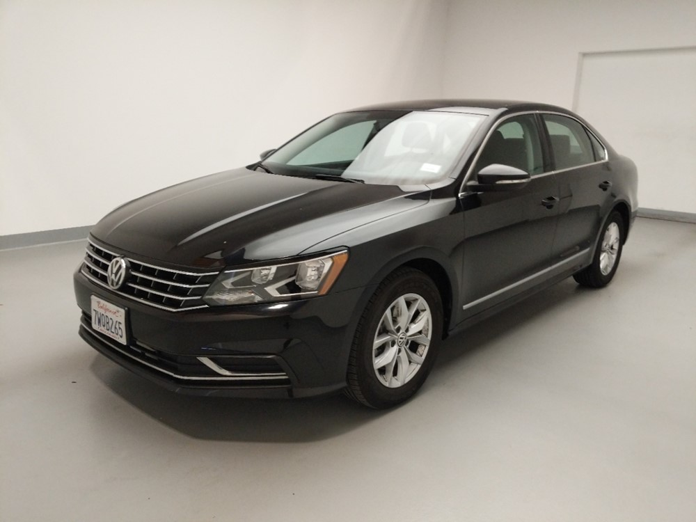 Used 2017 Volkswagen Passat Driver Front Bumper
