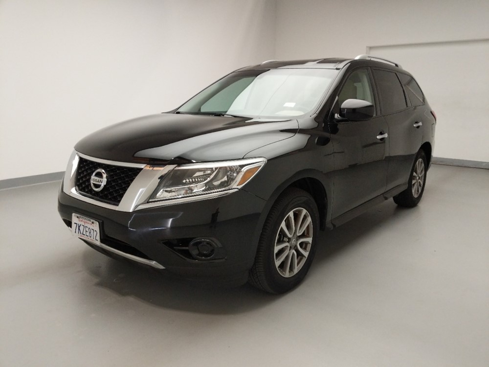 Used 2016 Nissan Pathfinder Driver Front Bumper