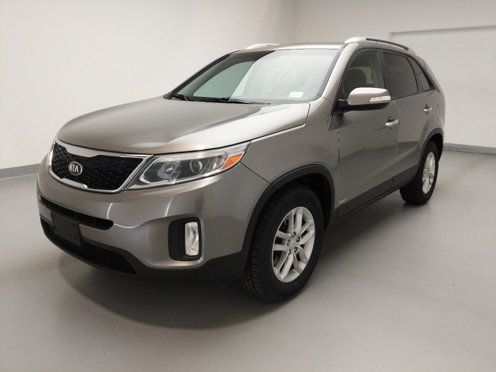 Used 2015 Kia Sorento Driver Front Bumper