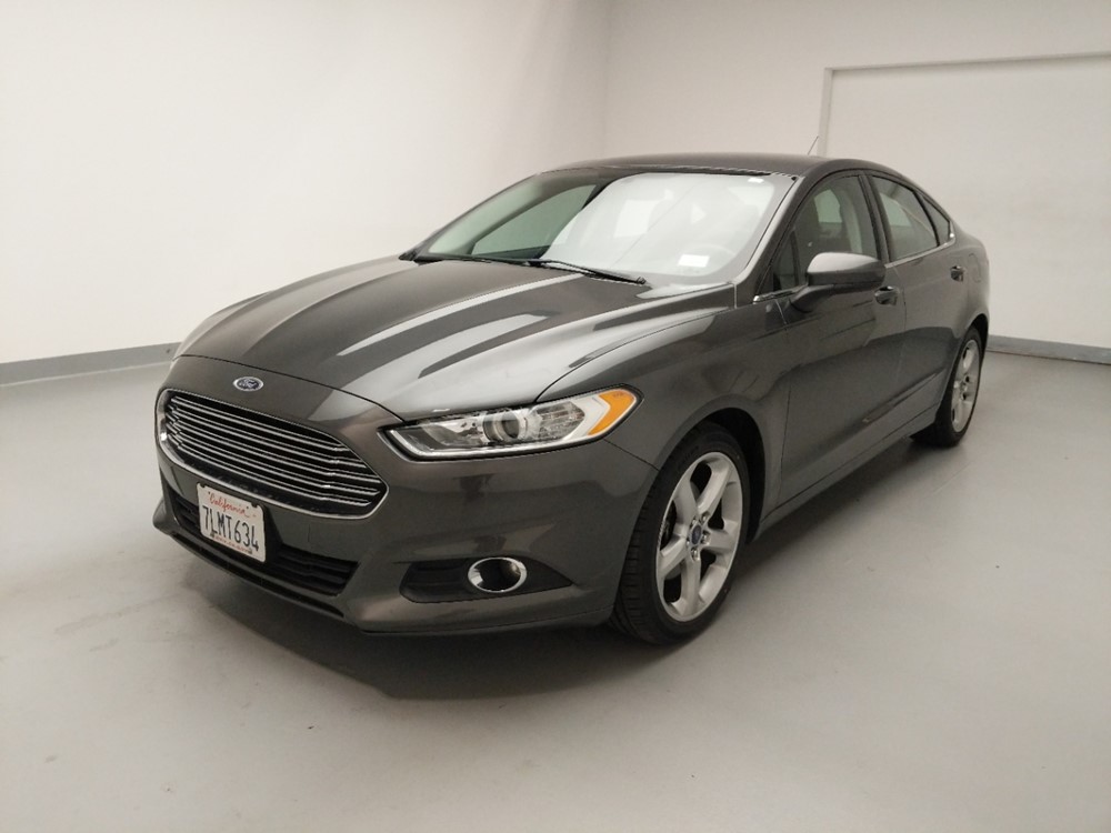 Used 2016 Ford Fusion Driver Front Bumper
