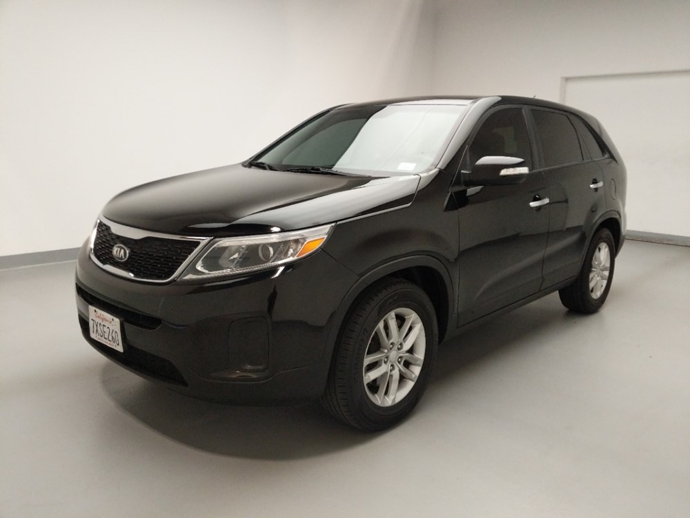Used 2015 Kia Sorento Driver Front Bumper