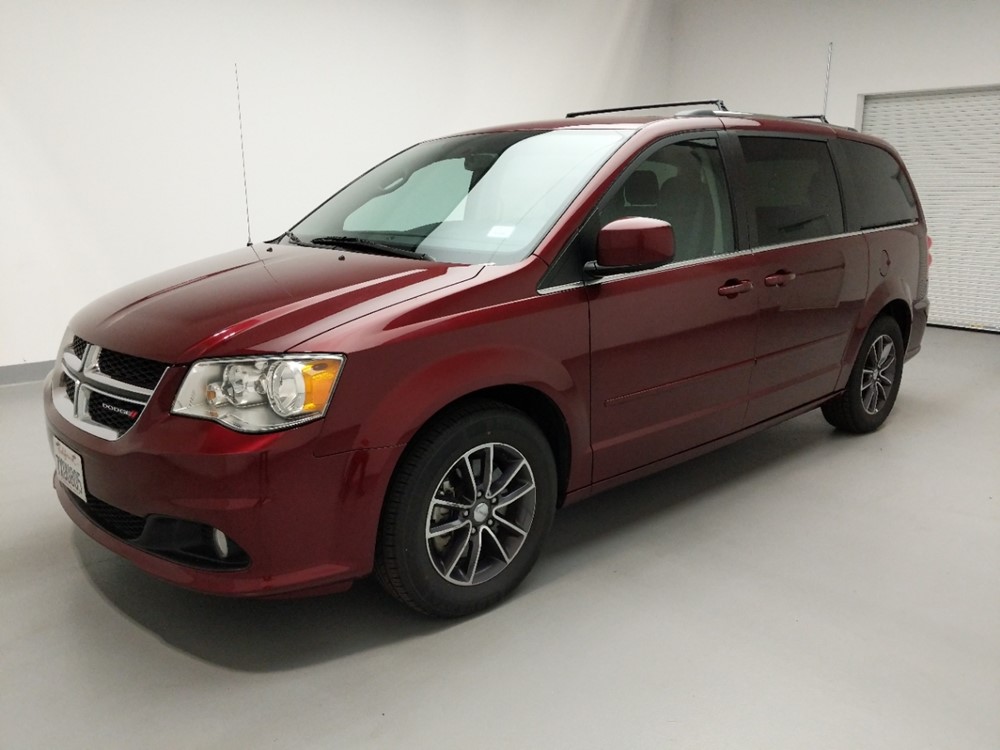 Used 2017 Dodge Grand Caravan Driver Front Bumper
