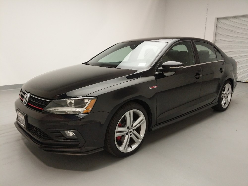 Used 2017 Volkswagen Jetta Driver Front Bumper
