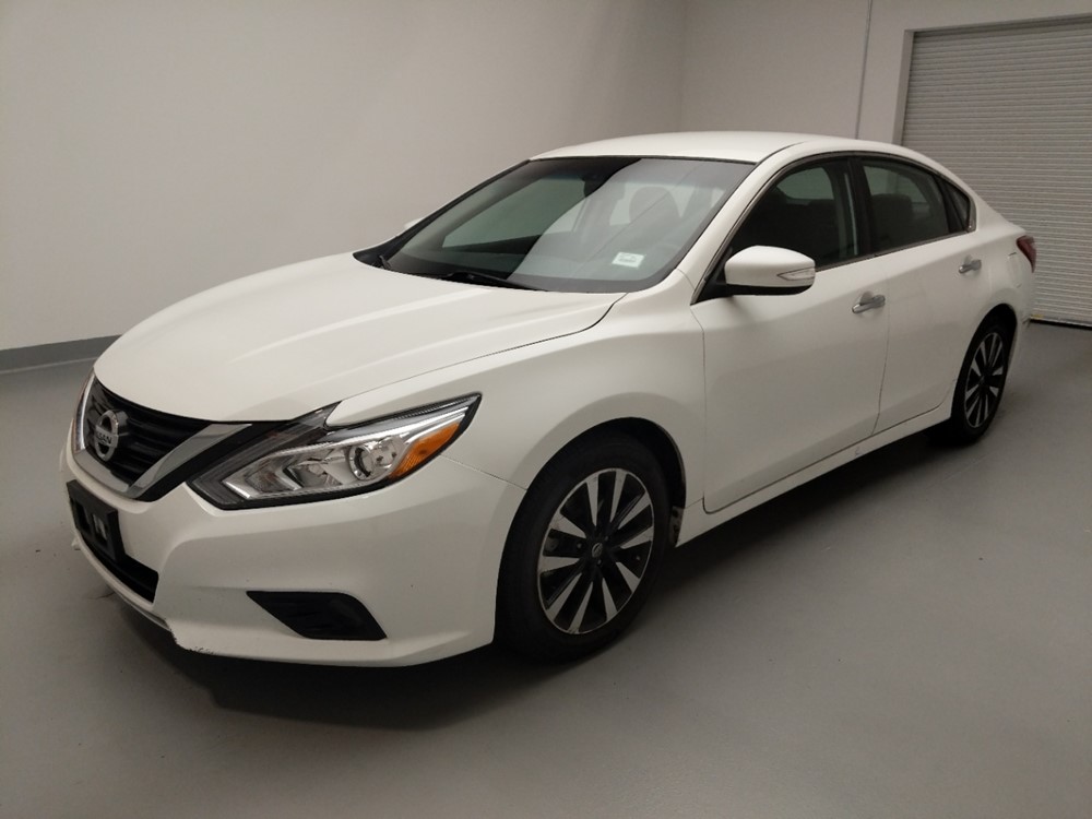 Used 2018 Nissan Altima Driver Front Bumper