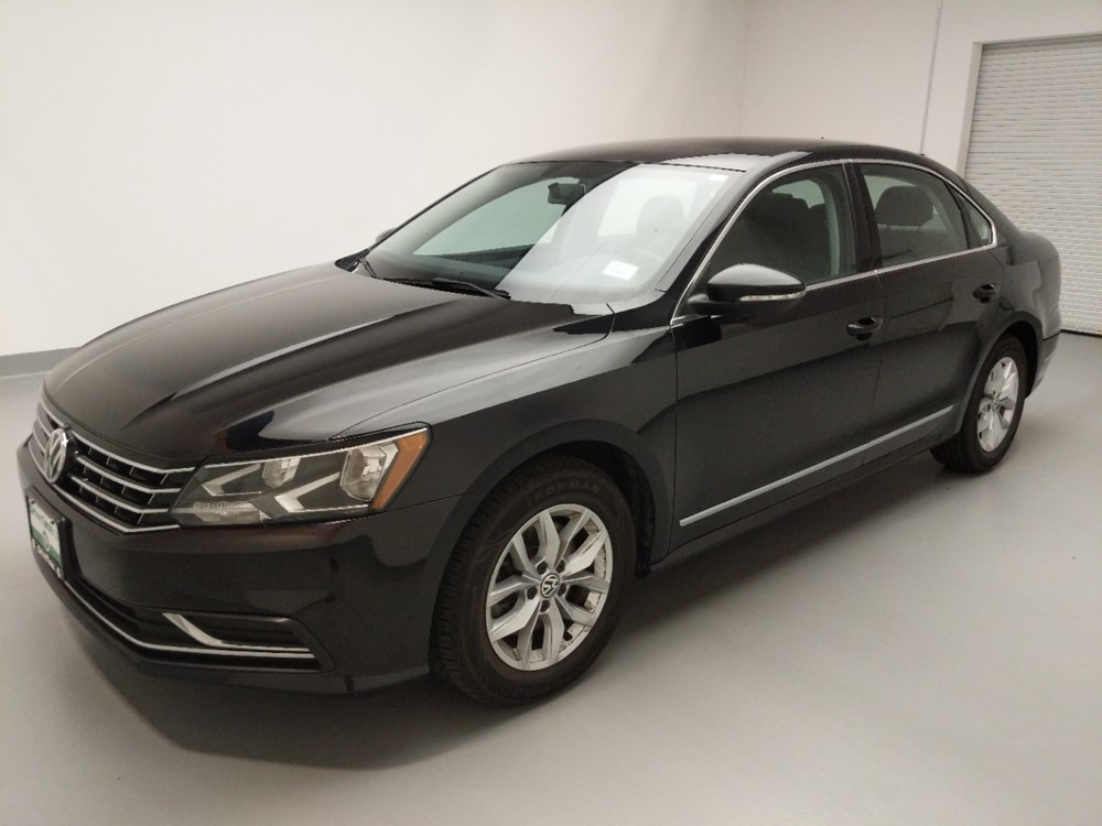 Used 2017 Volkswagen Passat Driver Front Bumper