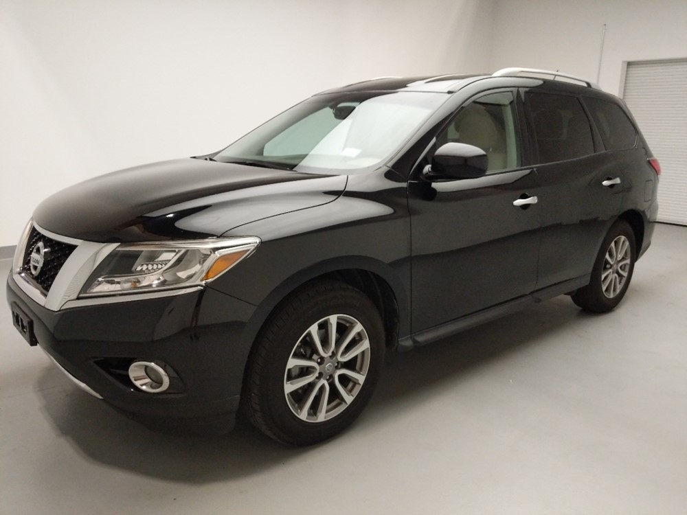 Used 2015 Nissan Pathfinder Driver Front Bumper