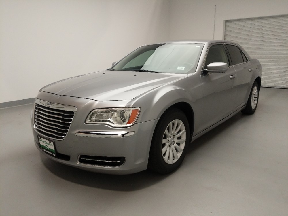 Used 2014 Chrysler 300 Driver Front Bumper