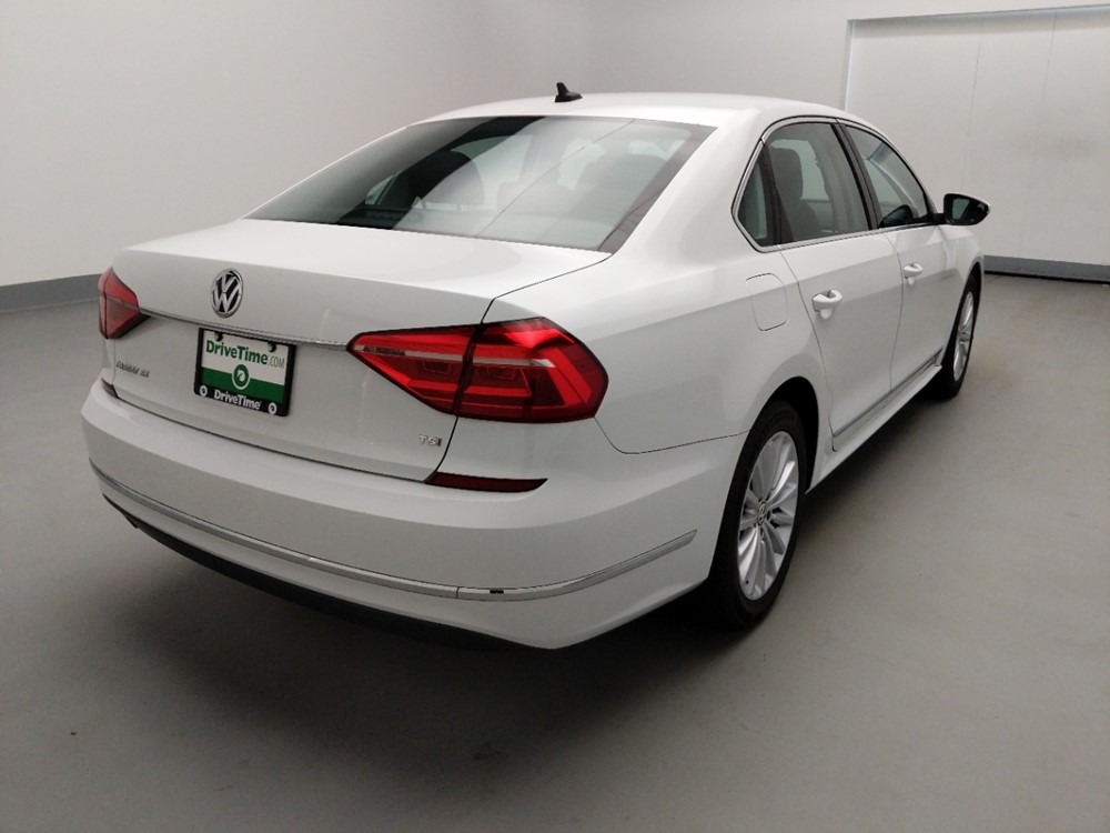2016 Volkswagen Passat - Passenger Rear Bumper