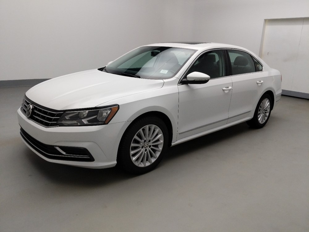 2016 Volkswagen Passat - Driver Front Side