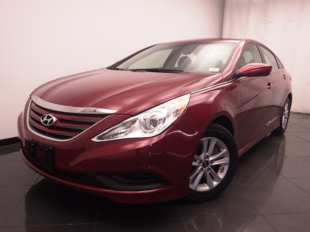 2014 Hyundai Sonata - Driver Front Bumper