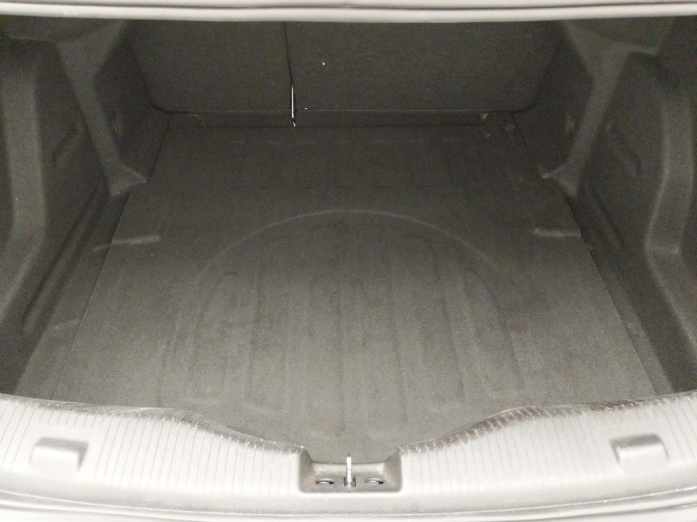 2017 Chevrolet Cruze - Trunk