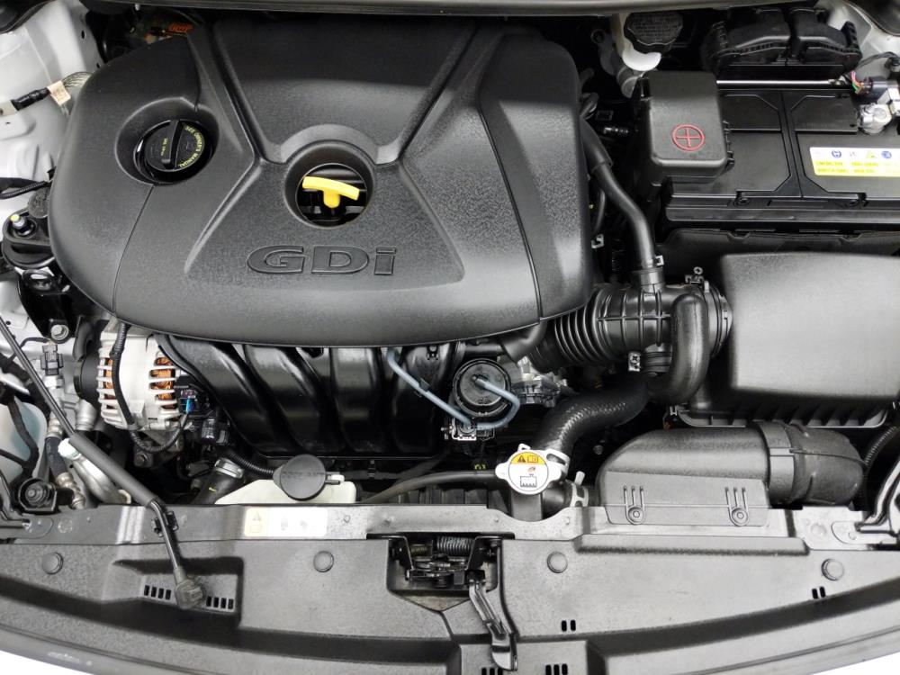 2016 Hyundai Elantra - Engine