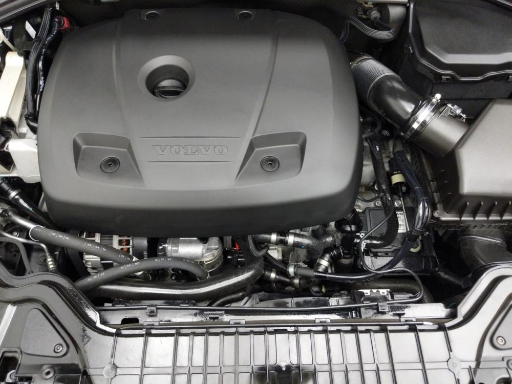 2017 Volvo V60 - Engine