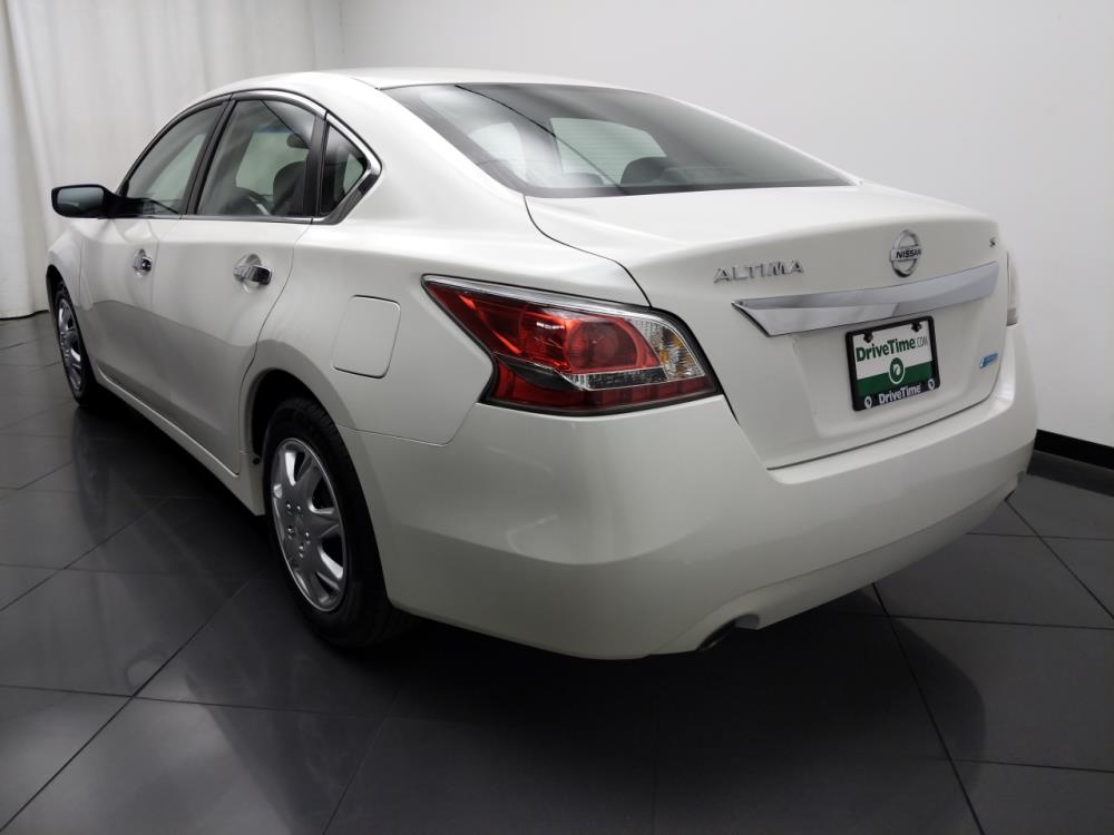 2014 Nissan Altima - Driver Rear Side