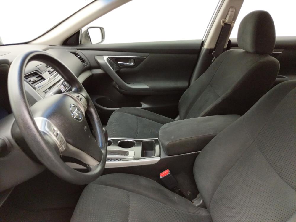 2014 Nissan Altima - Driver Front Seat