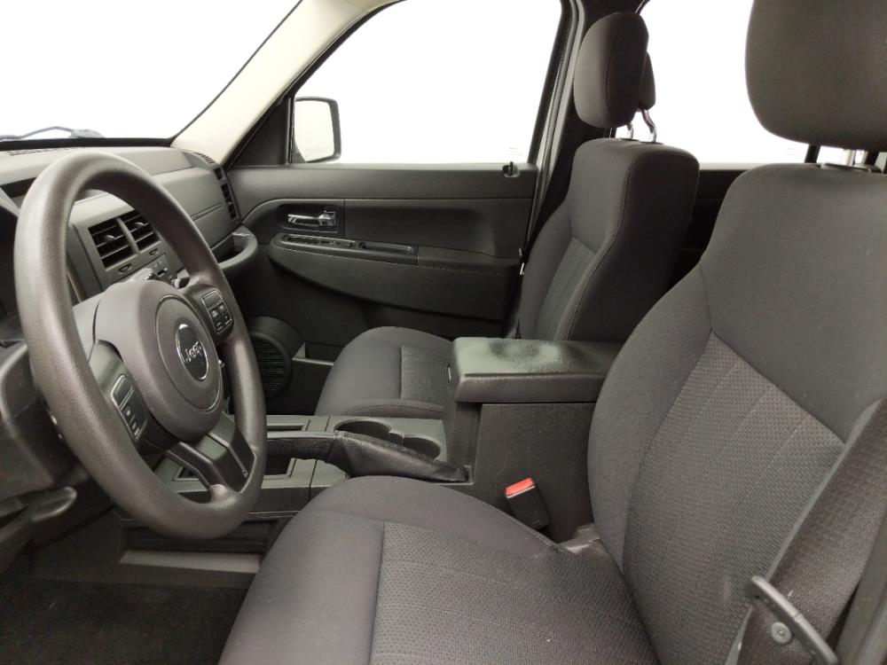 2012 Jeep Liberty - Driver Front Seat