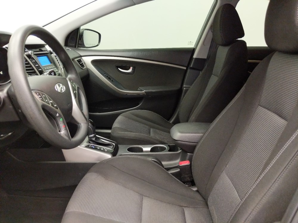 2016 Hyundai Elantra - Driver Front Seat