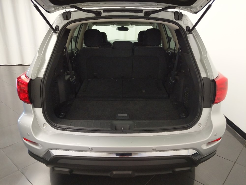 2017 Nissan Pathfinder - Trunk