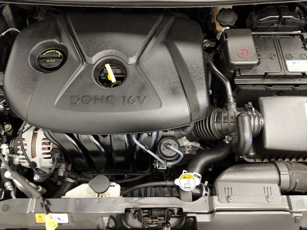 2015 Hyundai Elantra - Engine