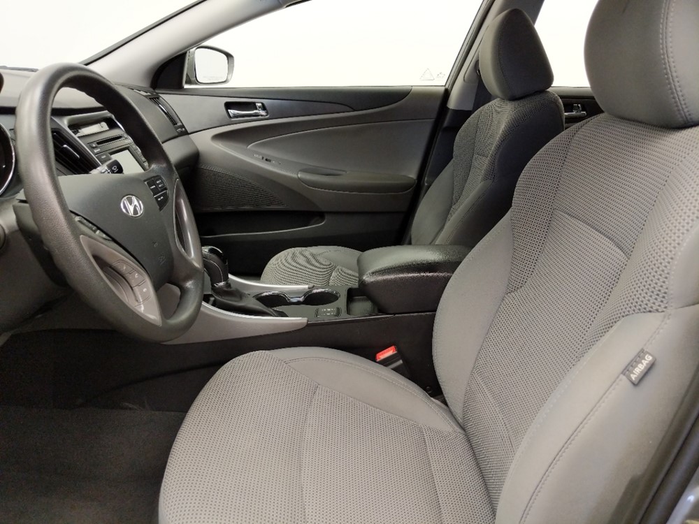 2014 Hyundai Sonata - Driver Front Seat