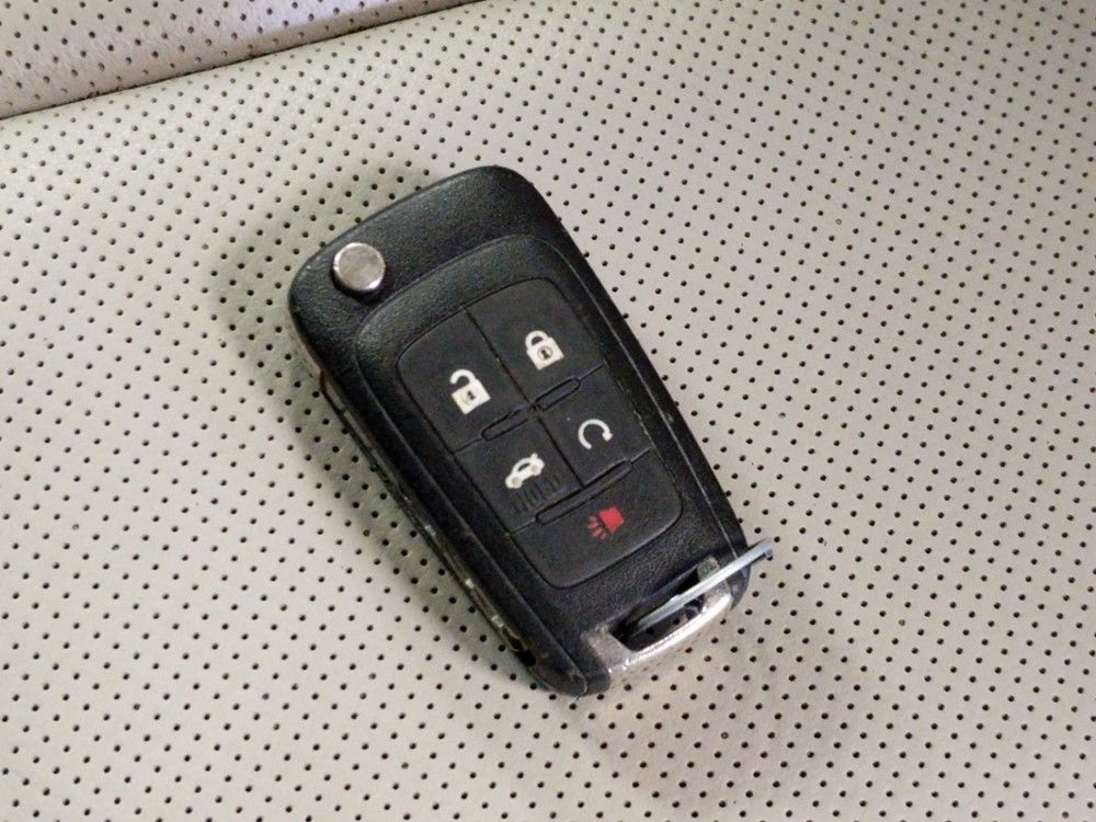 2016 GMC Terrain - Keys