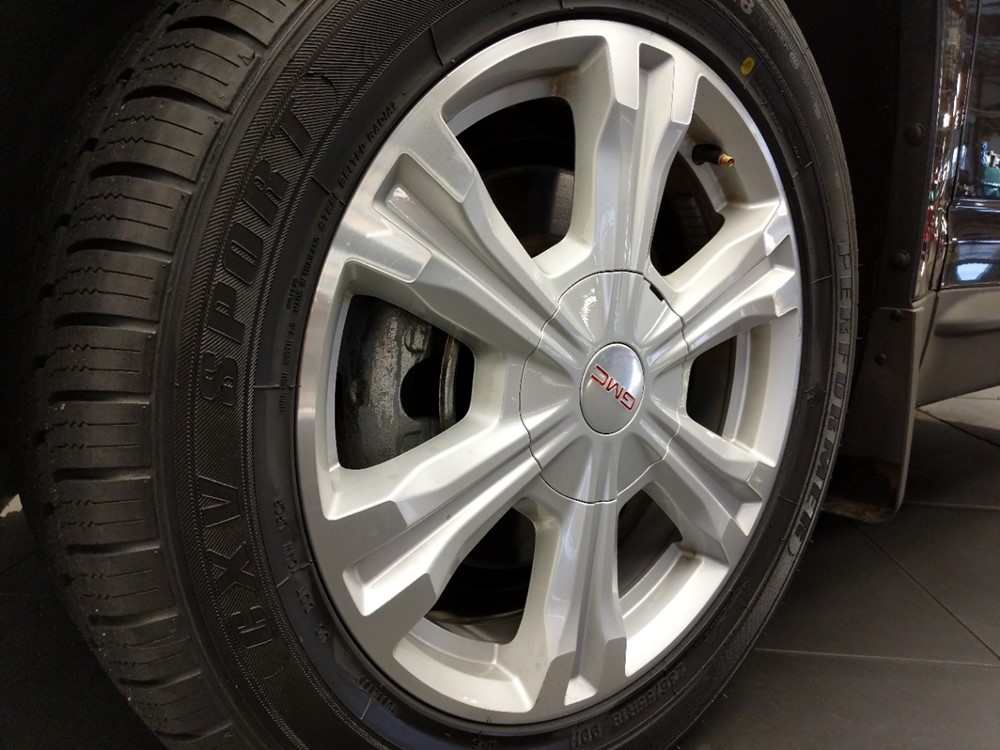2016 GMC Terrain - Wheel