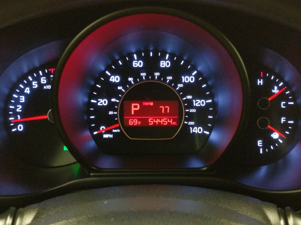 2016 Kia Soul - Odometer Close Up