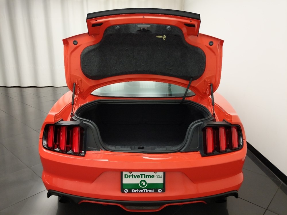 2016 Ford Mustang - Trunk