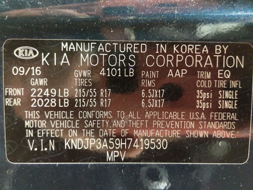 2017 Kia Soul - VIN Plate