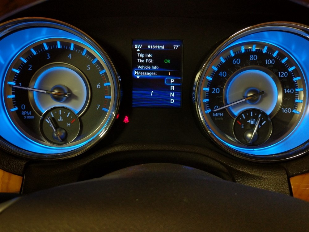 2012 Chrysler 300 - Odometer Close Up