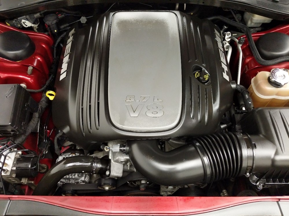 2012 Chrysler 300 - Engine