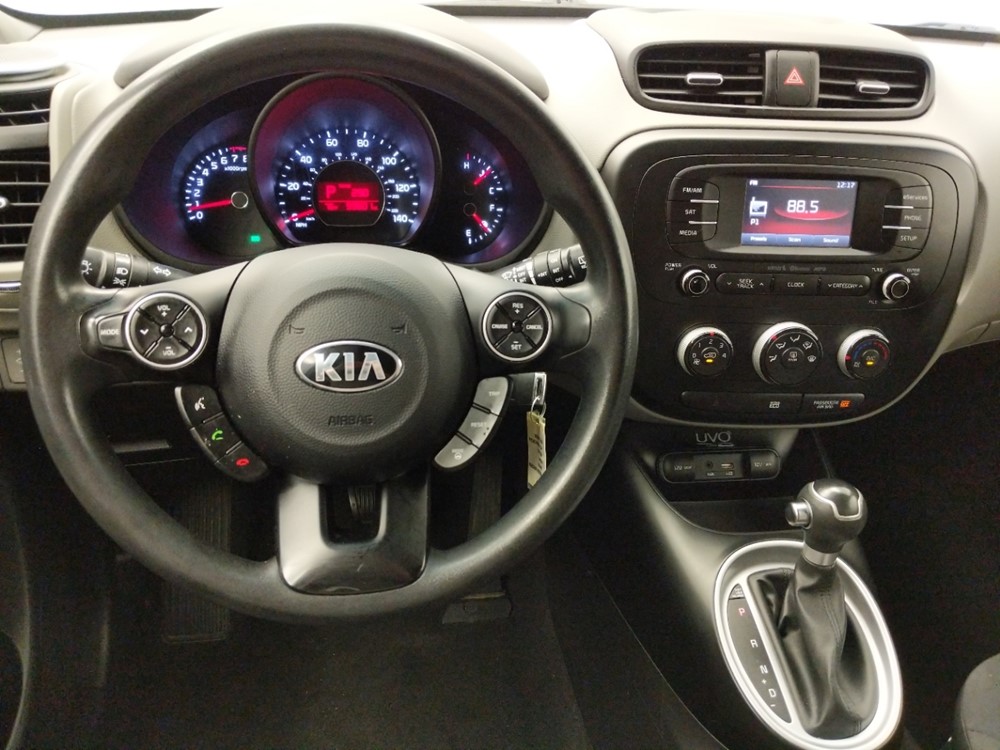 2015 Kia Soul - Driver Dash