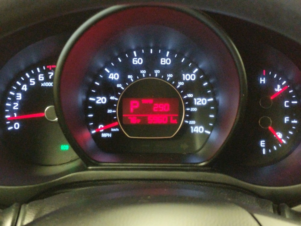2015 Kia Soul - Odometer Close Up