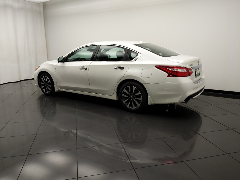 2016 Nissan Altima - Driver Rear Side