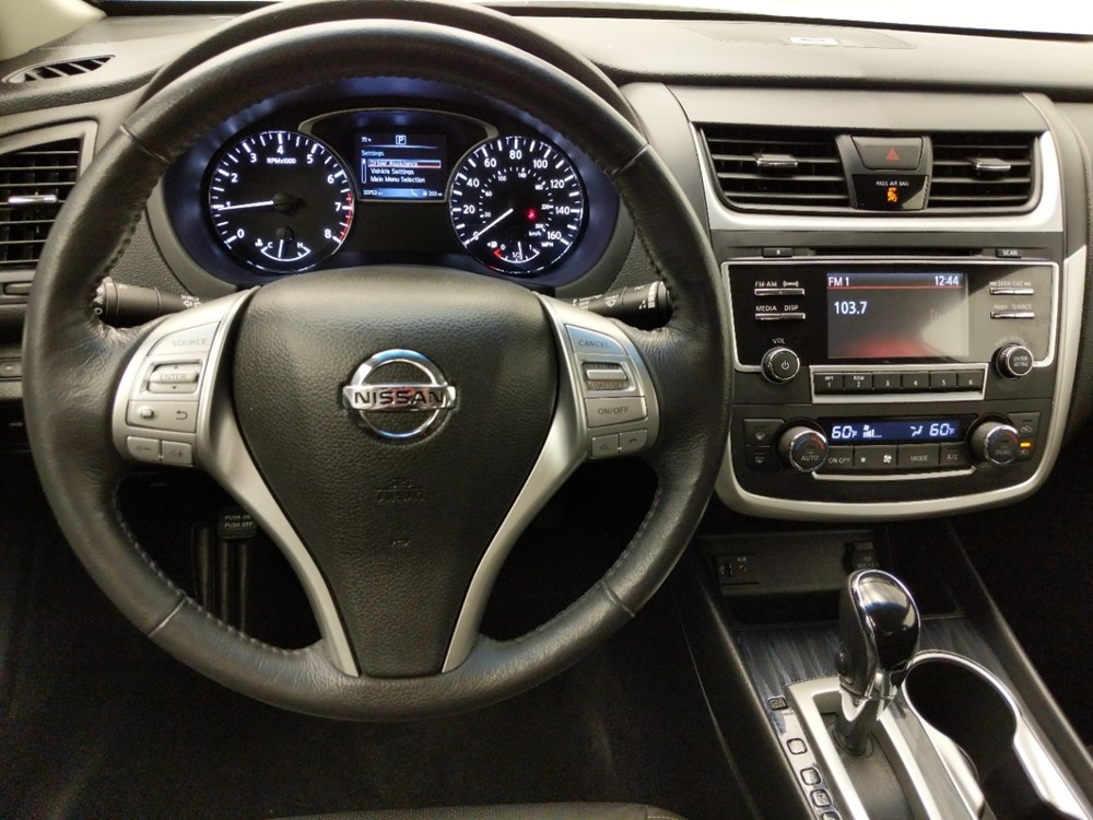2016 Nissan Altima - Driver Dash