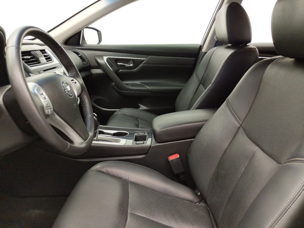 2016 Nissan Altima - Driver Front Seat
