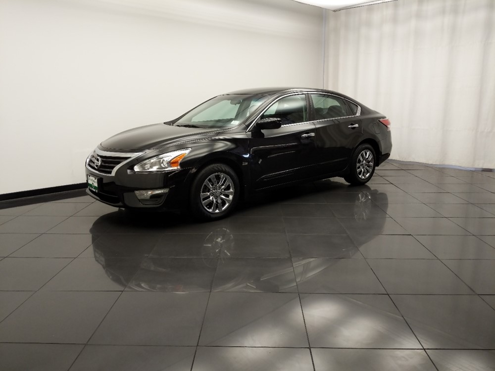 2015 Nissan Altima - Driver Front Side