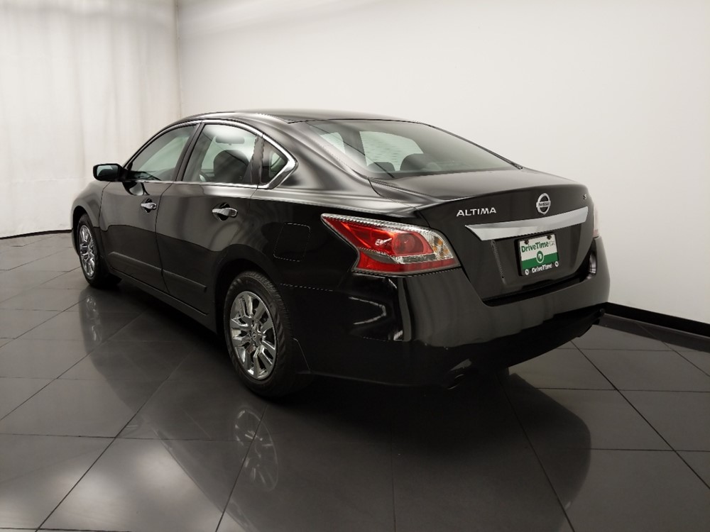 2015 Nissan Altima - Driver Rear Bumper