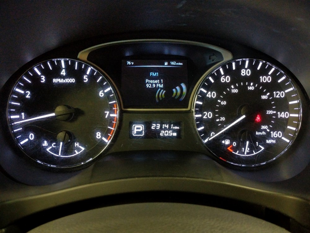 2015 Nissan Altima - Odometer Close Up