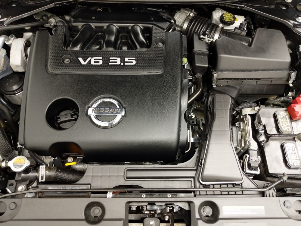 2017 Nissan Altima - Engine