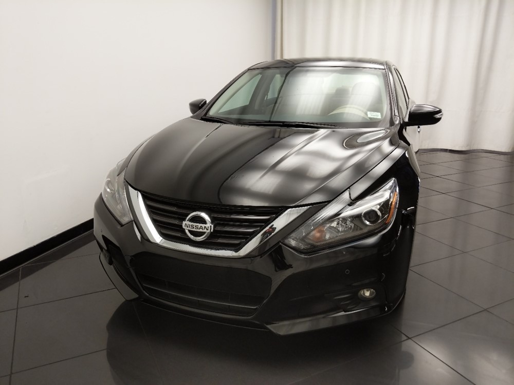 2017 Nissan Altima - Driver Front Hood