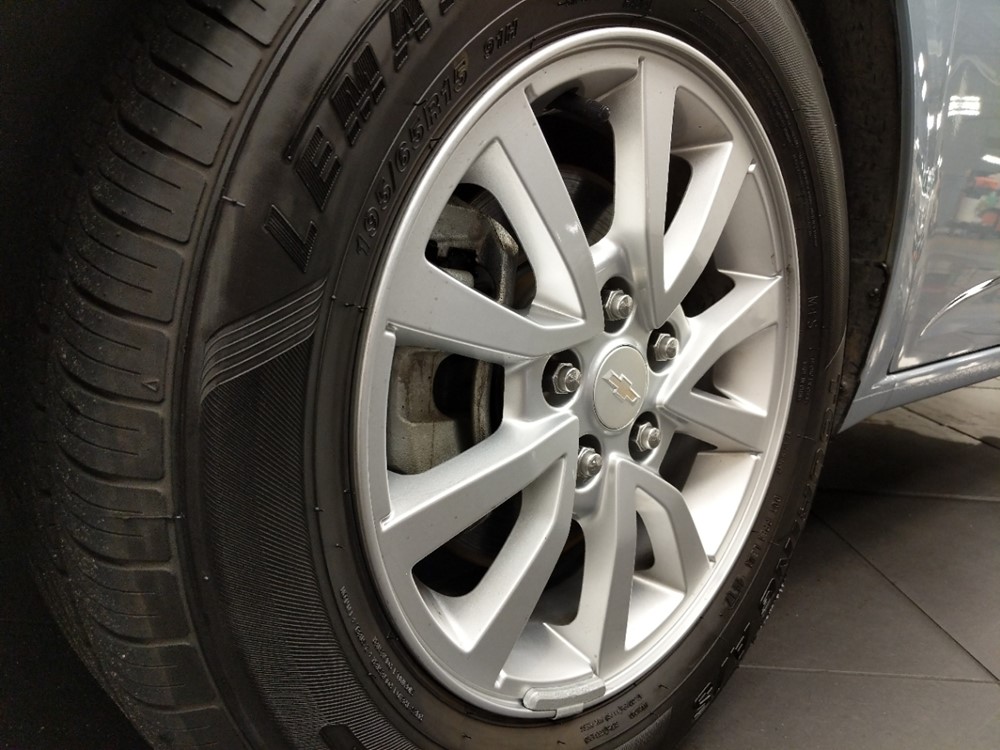 2017 Chevrolet Sonic - Wheel