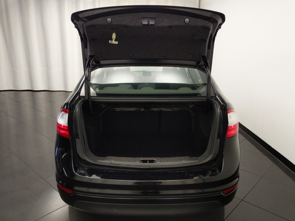 2017 Ford Fiesta - Trunk
