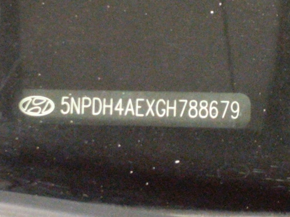 2016 Hyundai Elantra - Keys