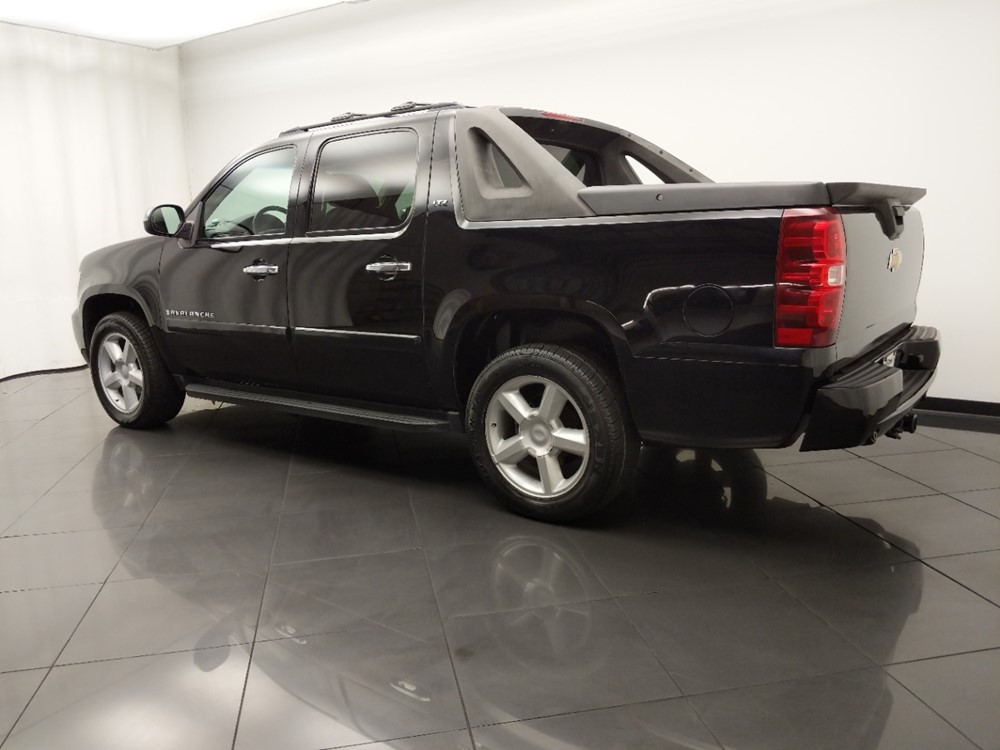 2008 Chevrolet Avalanche - Driver Rear Side